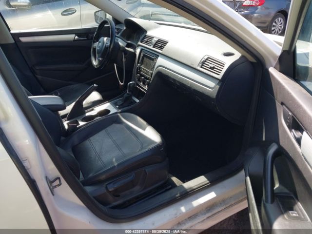 2013 VOLKSWAGEN PASSAT 1VWBP7A32DC013114 Photo 4