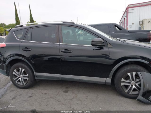 2T3ZFREV3GW251101 Toyota RAV4 LE