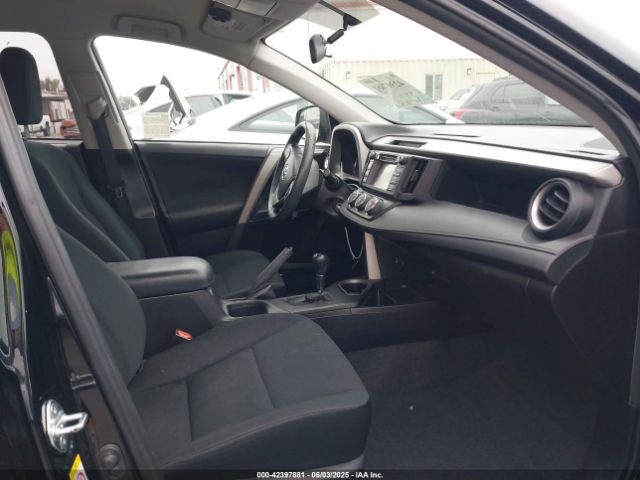 2T3ZFREV3GW251101 Toyota RAV4 LE