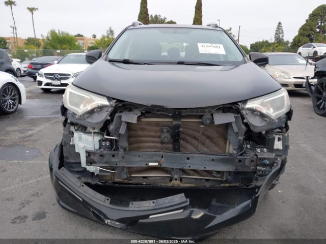 2T3ZFREV3GW251101 Toyota RAV4 LE