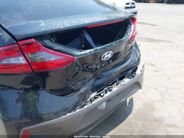 KMHC75LD3JU075401 Hyundai 2018