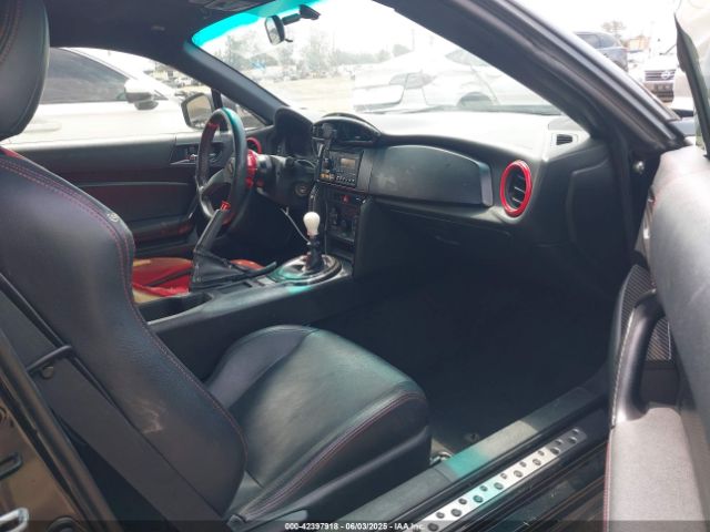 2013 SCION FR-S JF1ZNAA13D1705709 Photo 4