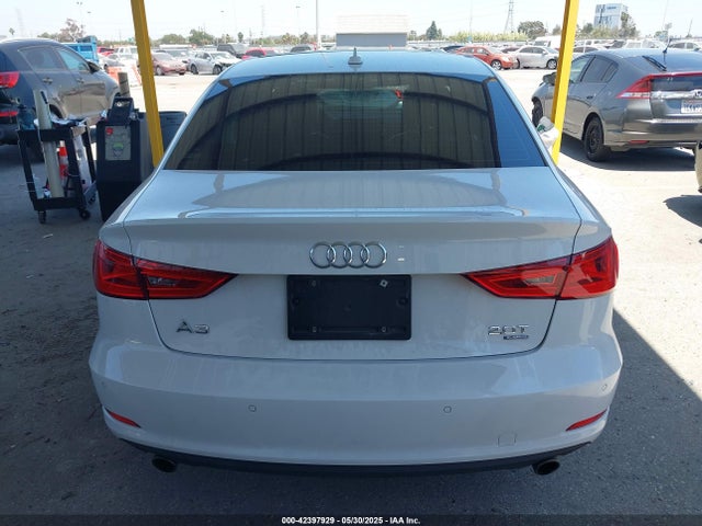 WAUBFGFFXF1053607 Audi S3