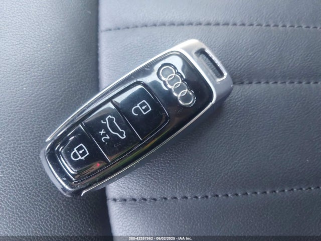 WAUE8AF20LN001909 Audi 45 tfsi (2.0t)