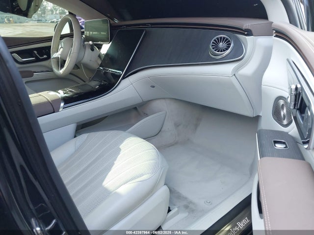 W1KCG2DB2PA032300 Mercedes-Benz ed