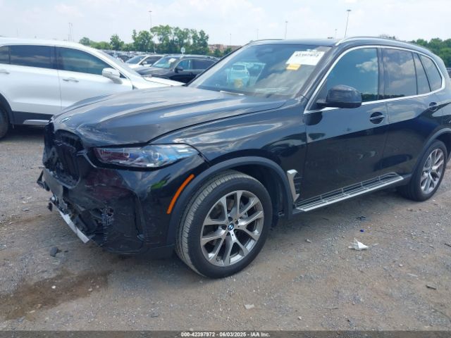 2024 BMW X5 5UX13EU09R9S15130 Photo 1