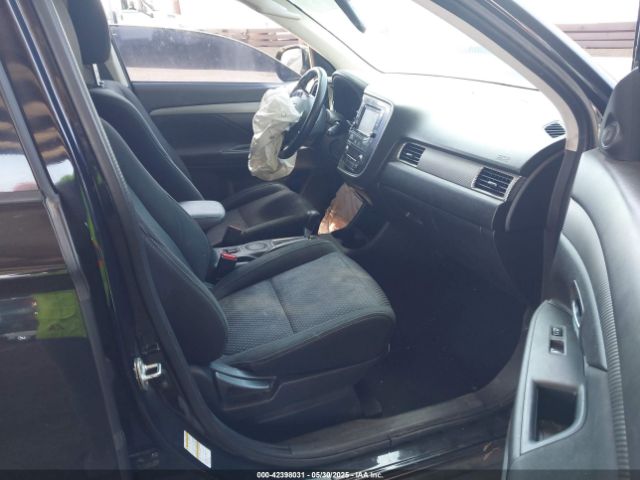 2016 MITSUBISHI OUTLANDER JA4AD3A36GZ028937 Photo 4