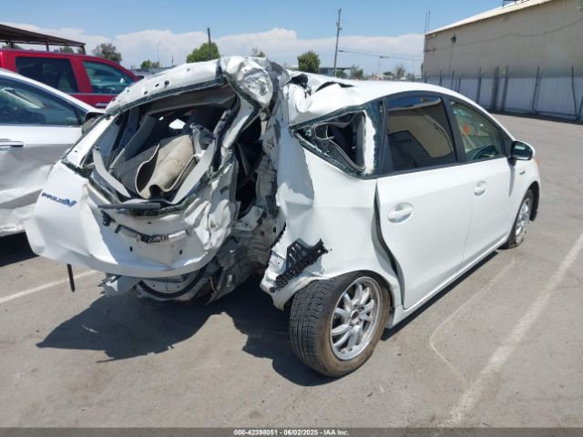 2013 TOYOTA PRIUS V JTDZN3EUXD3252719 Photo 3