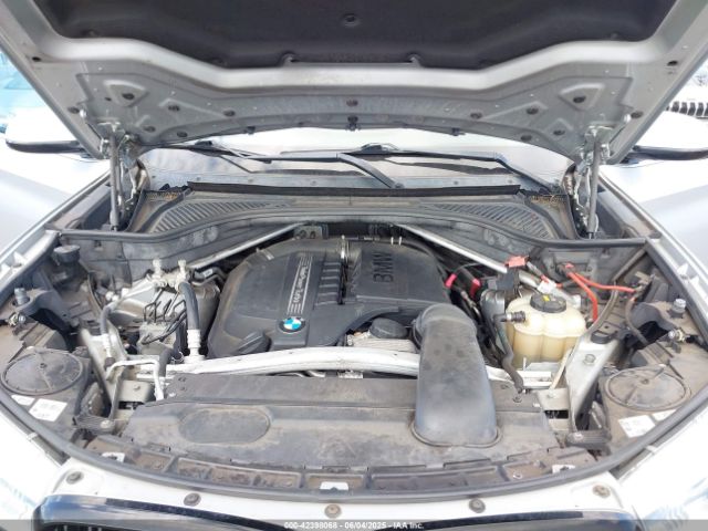 2017 BMW X5 5UXKR2C55H0U19490 Photo 9