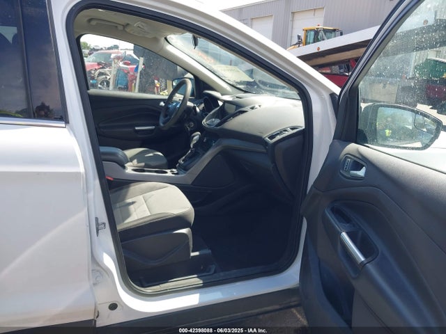 1FMCU9G98EUD99388 Ford 2014