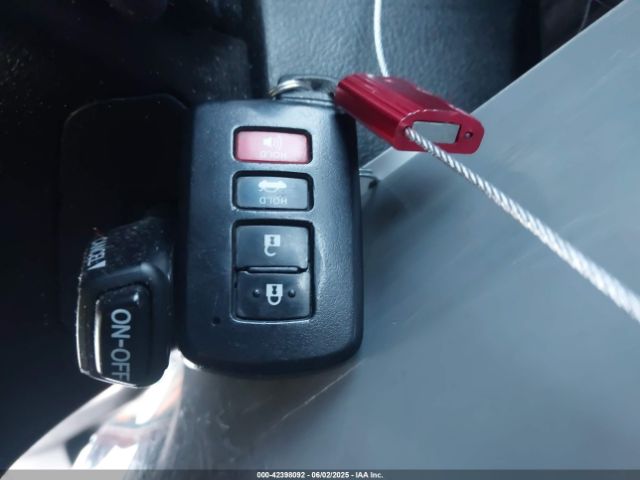 4T1BK1EB3FU167677 Toyota AVALON XLE