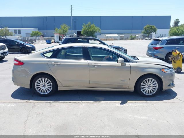 3FA6P0PU2FR253527 Ford Fusion Energi Se Luxury