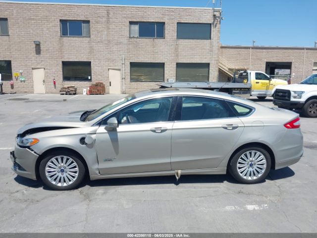 3FA6P0PU2FR253527 Ford Fusion Energi Se Luxury