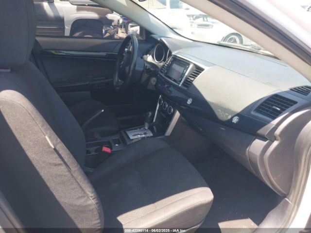 2017 MITSUBISHI LANCER JA32U2FU0HU008198 Photo 4