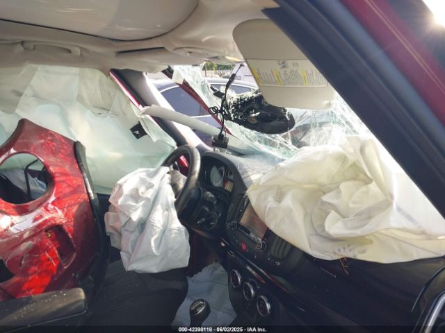 2015 FIAT 500L ZFBCFADH0FZ032438 Photo 4