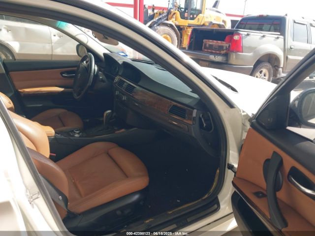 2011 BMW 335I WBAPM5C58BE577918 Photo 4