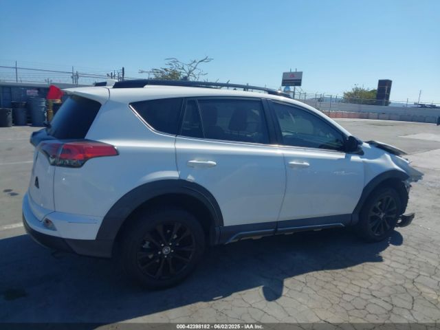 2T3WFREV6JW429335 Toyota Rav4 Adventure
