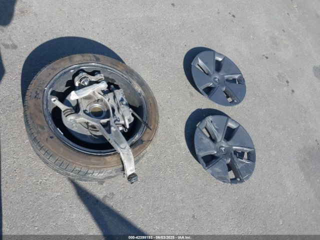 5YJ3E1EA6MF079364 Tesla 2021