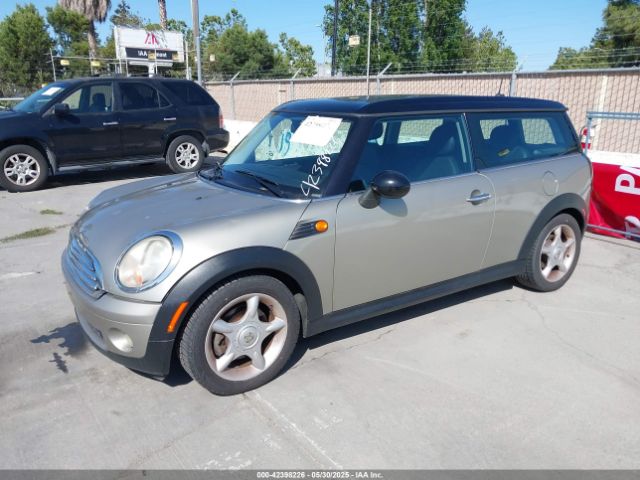 2008 MINI COOPER CLUBMAN WMWML33598TJ46888 Photo 1