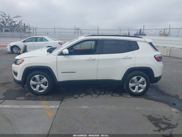 Jeep Compass 2019 3C4NJCBB6KT809494 Image 14