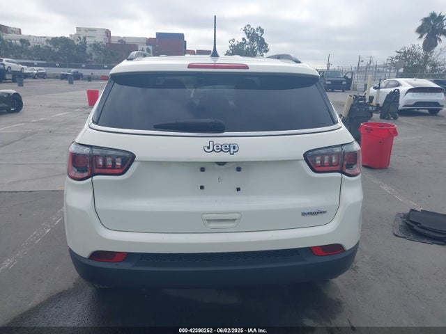 Jeep Compass 2019 3C4NJCBB6KT809494 Image 16