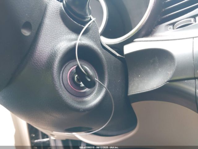 5XXGM4A79EG308084 KIA Optima Lx