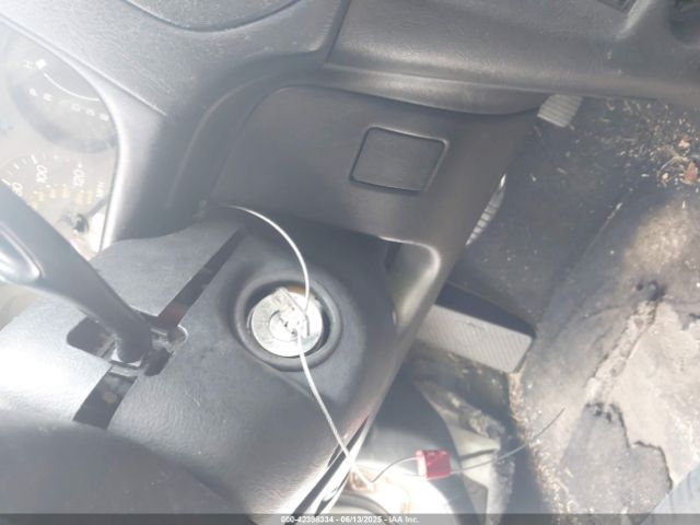 2002 MITSUBISHI MIRAGE JA3AY11A02U023184 Photo 10