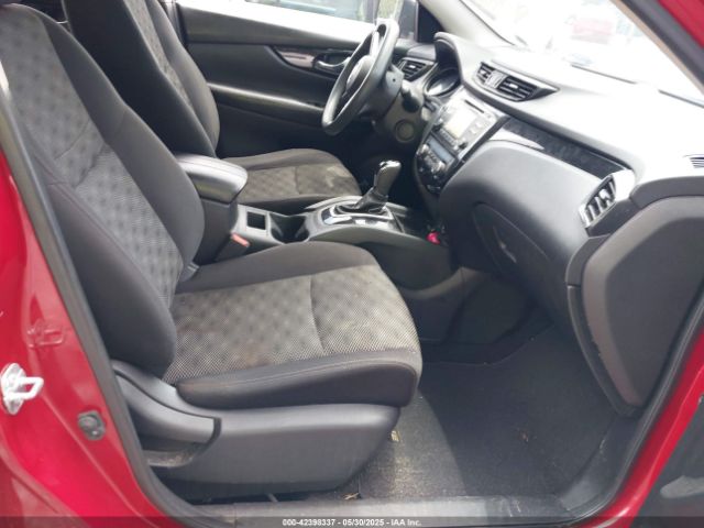 JN1BJ1CP4JW103198 Nissan Rogue Sport Sv