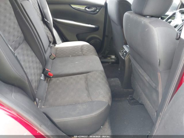 JN1BJ1CP4JW103198 Nissan Rogue Sport Sv