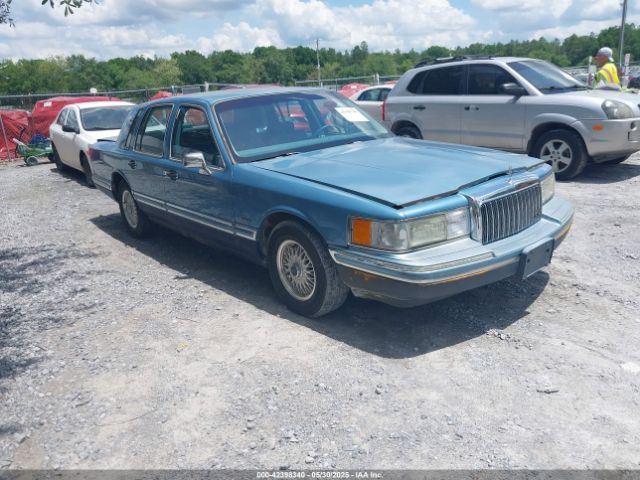 1993 LINCOLN TOWN CAR 1LNLM82W0PY703204
