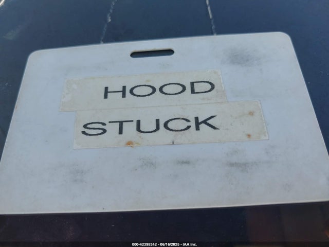 2024 TESLA MODEL 3 5YJ3E1EB2RF800621 Photo 9