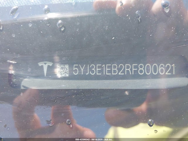 2024 TESLA MODEL 3 5YJ3E1EB2RF800621 Photo 8