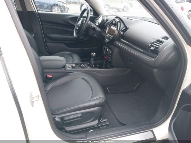 2017 MINI CLUBMAN WMWLN5C58H2B35293 Photo 4