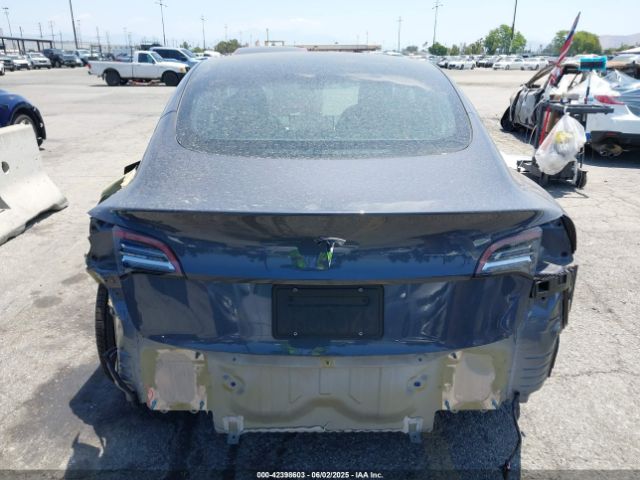 5YJ3E1EA4PF400306 Tesla 2023