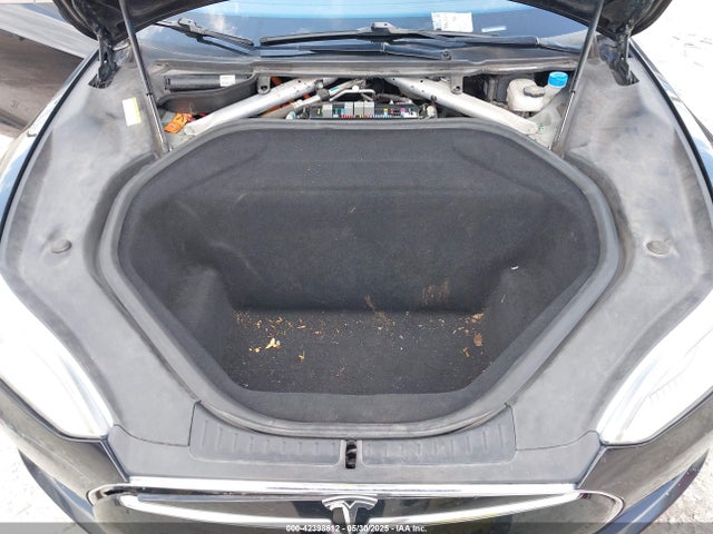 2015 TESLA MODEL S 5YJSA1E4XFF111981 Photo 9