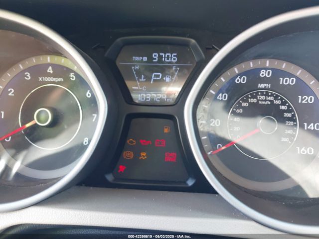 KMHDH4AE2GU618396 Hyundai ELANTRA SE