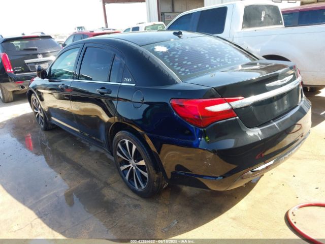 2014 CHRYSLER 200 1C3CCBBG7EN157565 Photo 2