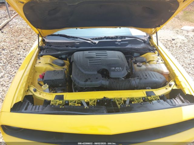 2C3CDZAGXKH508867 Dodge Challenger Sxt