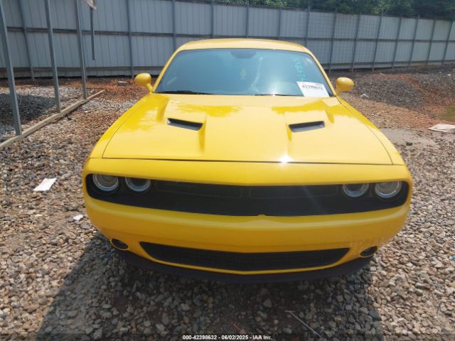 2C3CDZAGXKH508867 Dodge Challenger Sxt