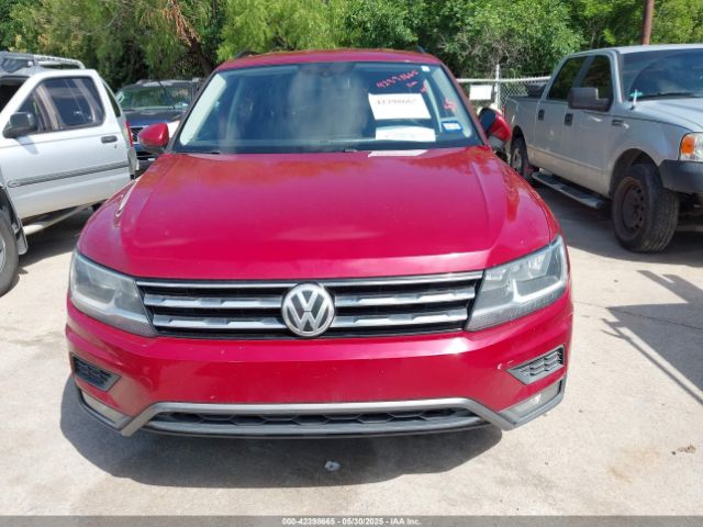 3VV3B7AX4JM027472 Volkswagen Tiguan