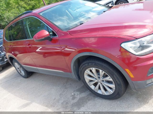 3VV3B7AX4JM027472 Volkswagen Tiguan
