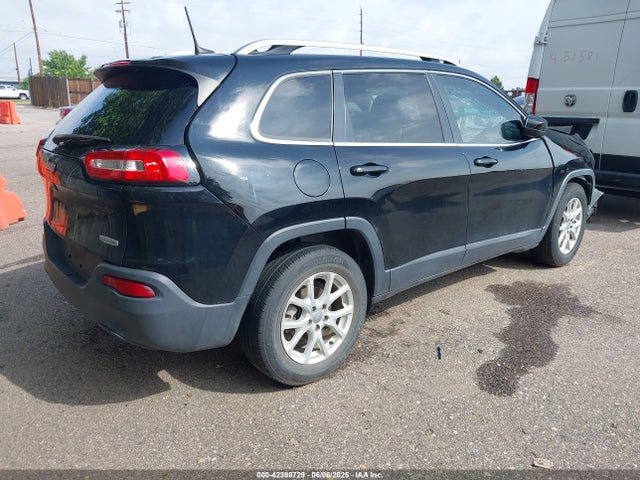 1C4PJLCB4HW514467 Jeep 2017