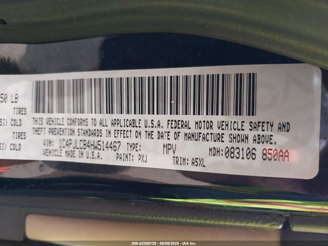1C4PJLCB4HW514467 Jeep 2017