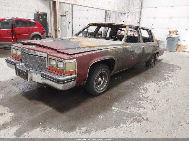 1982 CADILLAC DEVILLE 1G6AD6986C9211548 Photo 1