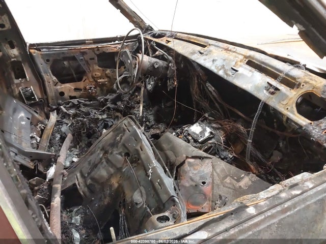 1982 CADILLAC DEVILLE 1G6AD6986C9211548 Photo 4