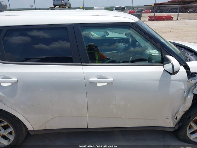 KNDJ23AU4M7138137 KIA mpi nu