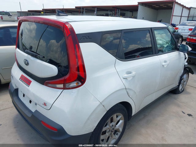 KNDJ23AU4M7138137 KIA mpi nu