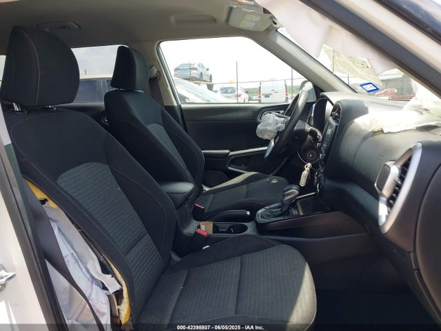 KNDJ23AU4M7138137 KIA mpi nu