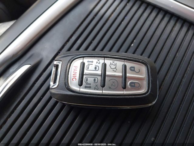 2020 CHRYSLER PACIFICA 2C4RC1GG5LR272593 Photo 10