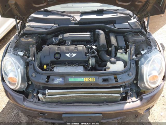 2010 MINI COOPER CLUBMAN WMWML3C56ATX38237 Photo 9